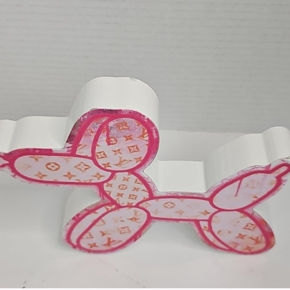 Louis Vuitton Pink Balloon Dog Wood Decor Display - Picture 3 of 6